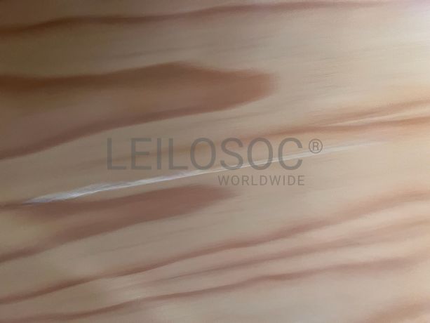 Mesa de madeira oval