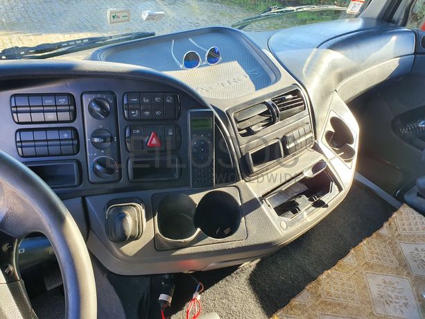 Mercedes-Benz Actros e Semirreboque Schmitz · Anos 2011