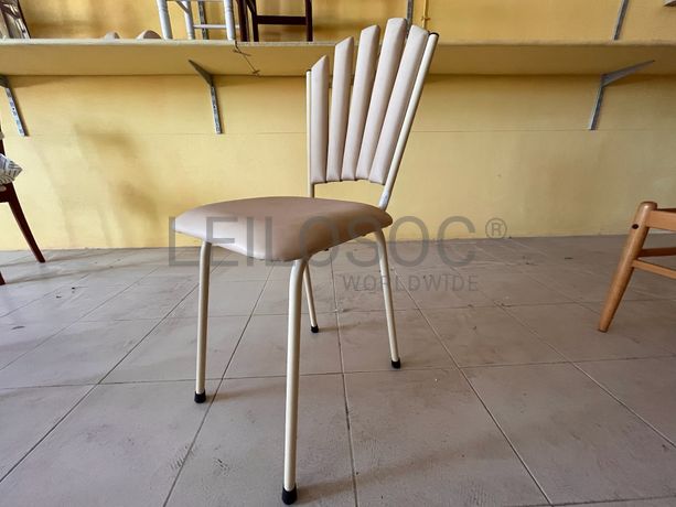 Lotes 1 a 35 · Cadeiras