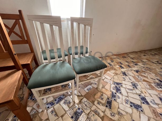 Lotes 1 a 35 · Cadeiras