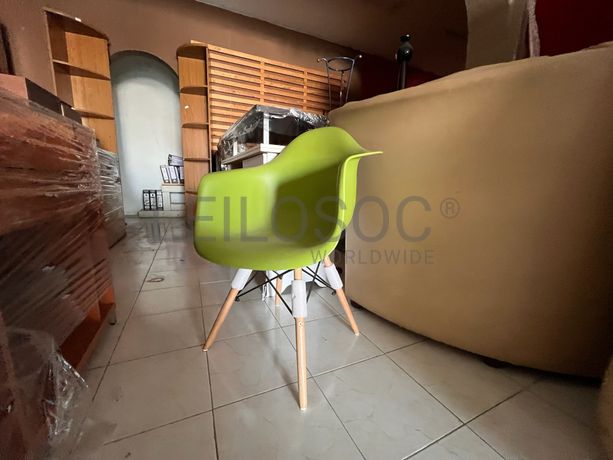 Lotes 1 a 35 · Cadeiras