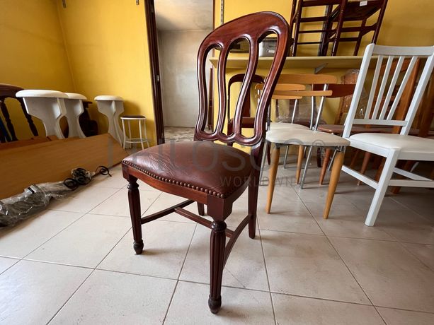 Lotes 1 a 35 · Cadeiras