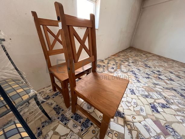 Lotes 1 a 35 · Cadeiras