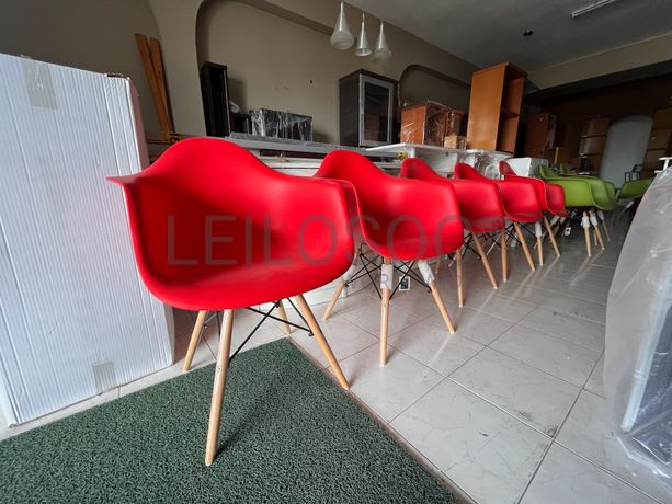 Lotes 1 a 35 · Cadeiras