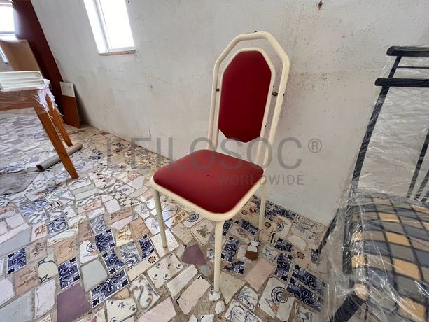 Lotes 1 a 35 · Cadeiras