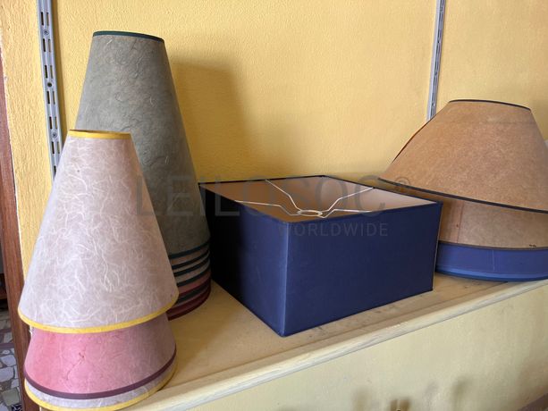 Lotes 36 a 70 · Mobiliário · Artigos de Decoração