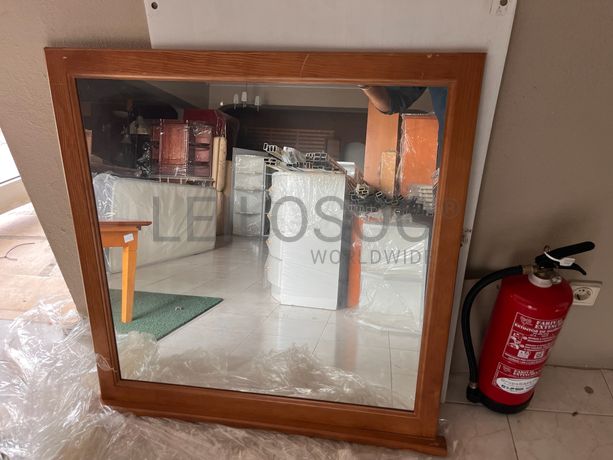 Lotes 36 a 70 · Mobiliário · Artigos de Decoração