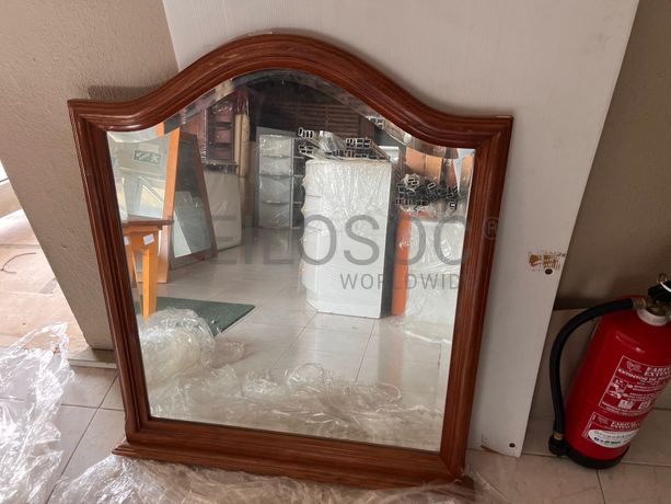 Lotes 36 a 70 · Mobiliário · Artigos de Decoração