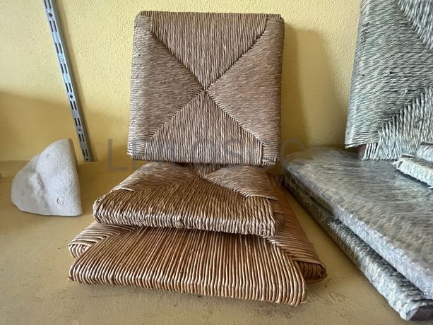 Lotes 36 a 70 · Mobiliário · Artigos de Decoração