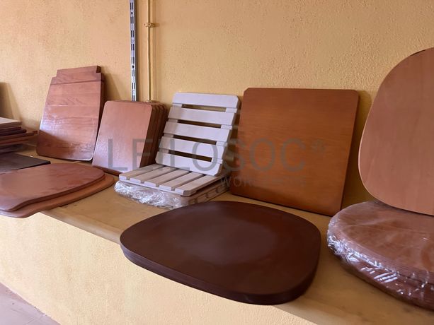 Lotes 36 a 70 · Mobiliário · Artigos de Decoração