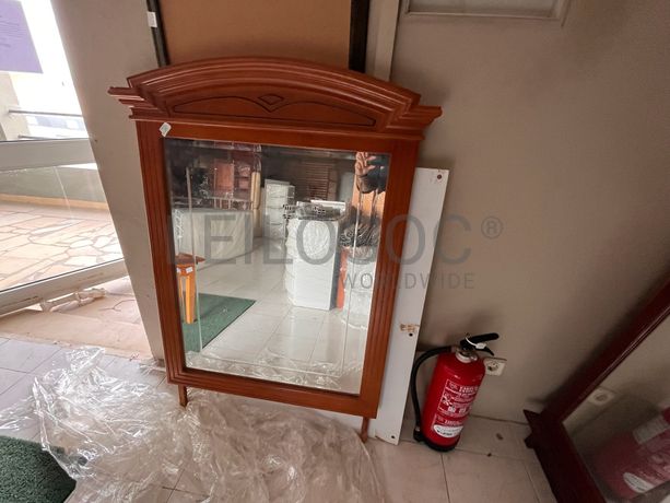 Lotes 36 a 70 · Mobiliário · Artigos de Decoração