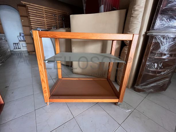 Lotes 106 a 140 · Mobiliário · Artigos de Decoração