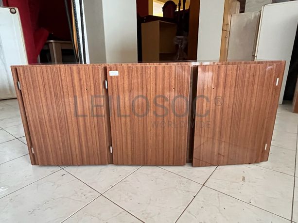 Lotes 141 a 175 · Mobiliário · Artigos de Decoração