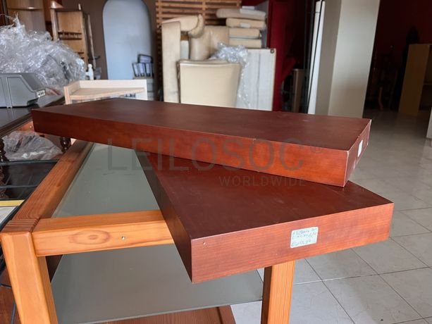 Lotes 141 a 175 · Mobiliário · Artigos de Decoração