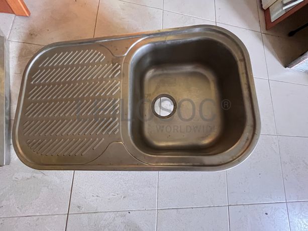 Lotes 211 a 245 · Mobiliário · Artigos de Decoração