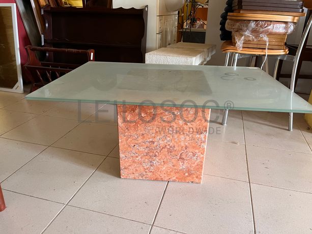 Lotes 211 a 245 · Mobiliário · Artigos de Decoração