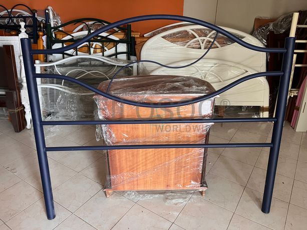 Lotes 316 a 350 · Mobiliário · Artigos de Decoração