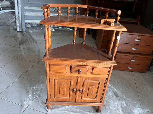 Lotes 316 a 350 · Mobiliário · Artigos de Decoração