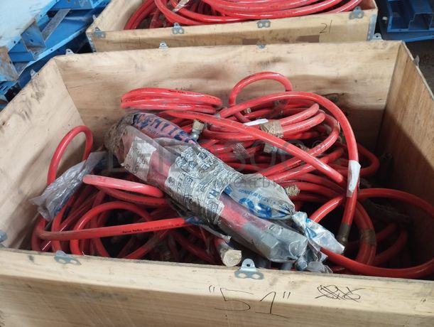 Diversos tubos Parflex