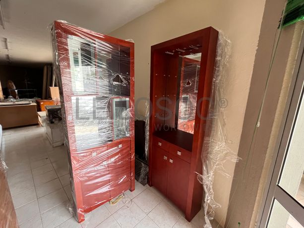 Lotes 351 a 385 · Mobiliário · Artigos de Decoração