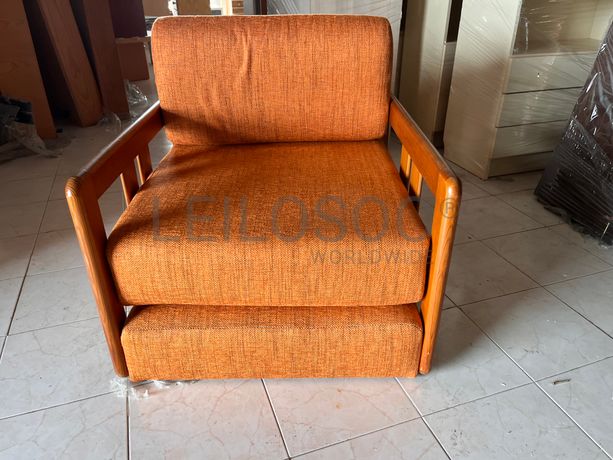 Lotes 351 a 385 · Mobiliário · Artigos de Decoração