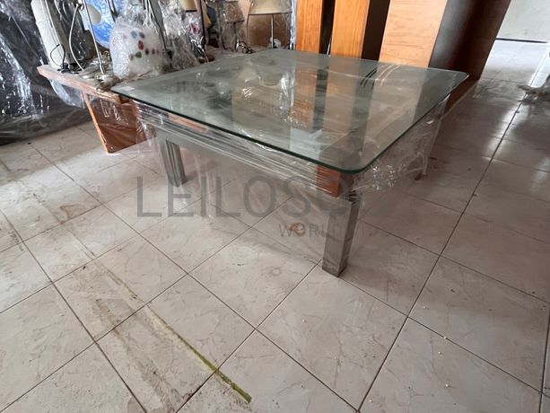 Lotes 351 a 385 · Mobiliário · Artigos de Decoração