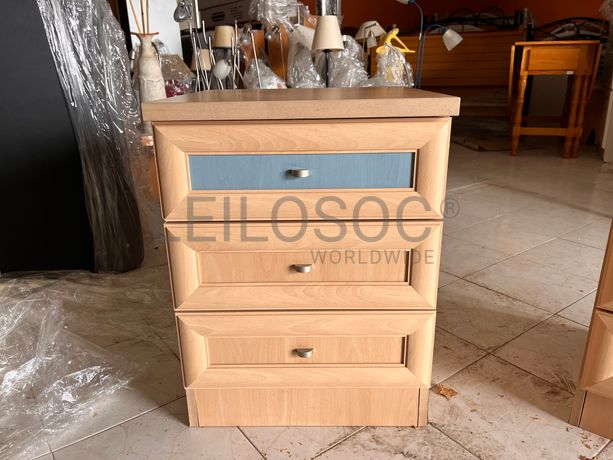 Lotes 351 a 385 · Mobiliário · Artigos de Decoração