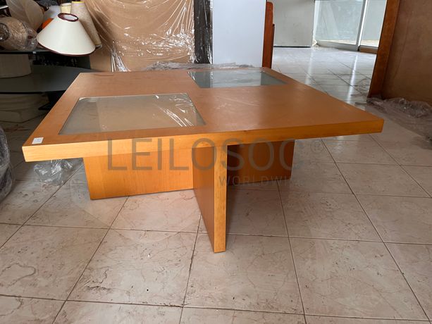 Lotes 351 a 385 · Mobiliário · Artigos de Decoração