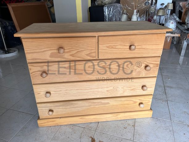 Lotes 351 a 385 · Mobiliário · Artigos de Decoração