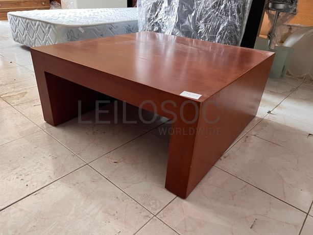 Lotes 351 a 385 · Mobiliário · Artigos de Decoração