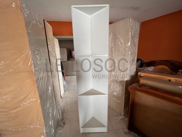 Lotes 351 a 385 · Mobiliário · Artigos de Decoração