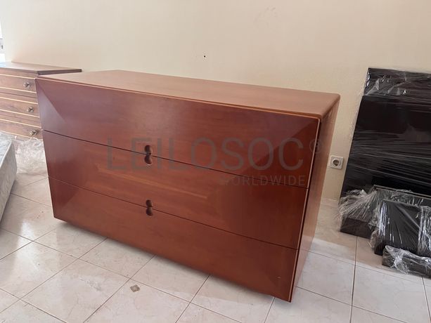 Lotes 351 a 385 · Mobiliário · Artigos de Decoração