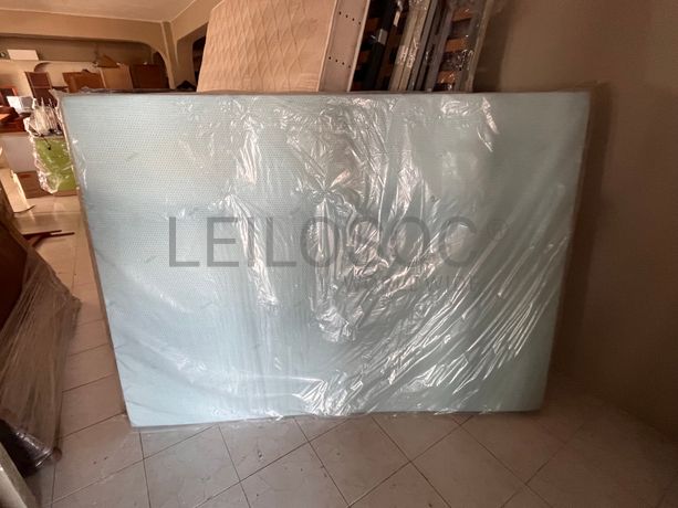 Lotes 421 a 455 · Mobiliário · Artigos de Decoração