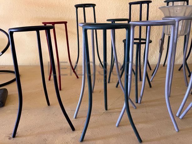 Lotes 421 a 455 · Mobiliário · Artigos de Decoração