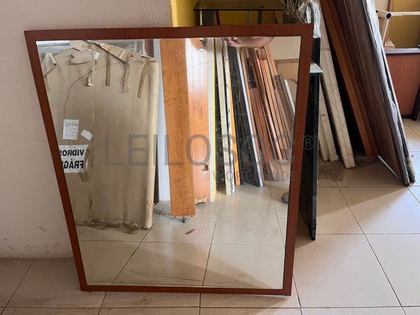 Lotes 421 a 455 · Mobiliário · Artigos de Decoração