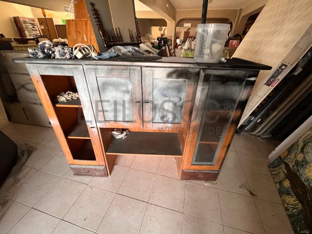 Lotes 421 a 455 · Mobiliário · Artigos de Decoração