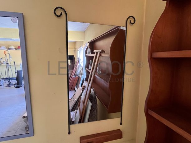 Lotes 456 a 490 · Mobiliário · Artigos de Decoração