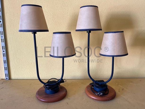 Lotes 456 a 490 · Mobiliário · Artigos de Decoração