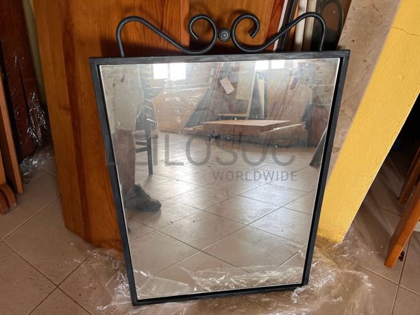 Lotes 456 a 490 · Mobiliário · Artigos de Decoração