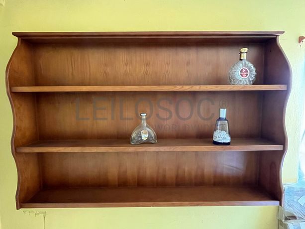 Lotes 456 a 490 · Mobiliário · Artigos de Decoração