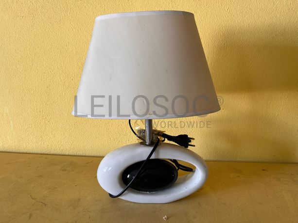 Lotes 491 a 525 · Candeeiros