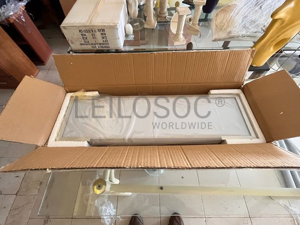 Lotes 526 a 560 · Mobiliário · Artigos de Decoração