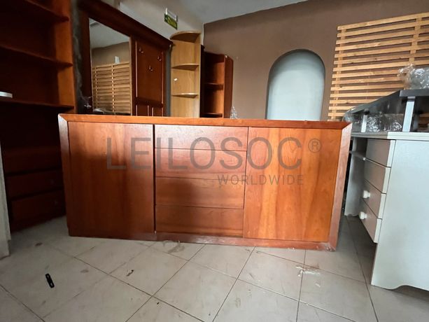 Lotes 631 a 665 · Mobiliário · Artigos de Decoração