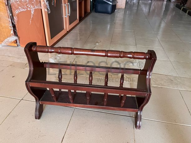 Lotes 666 a 681 · Mobiliário · Artigos de Decoração