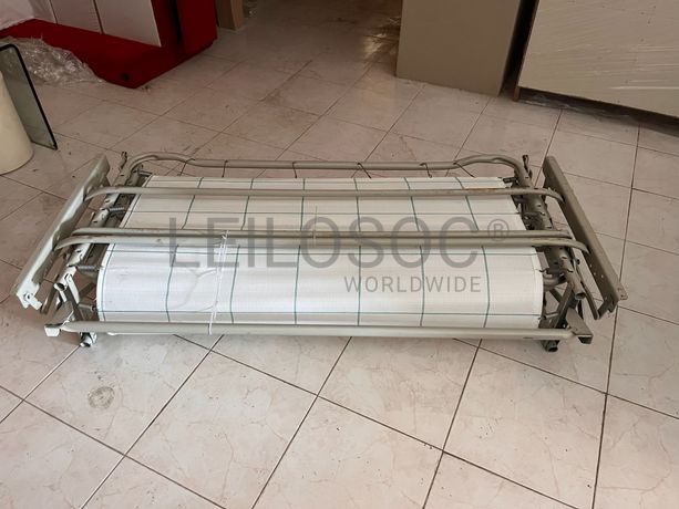 Lotes 666 a 681 · Mobiliário · Artigos de Decoração