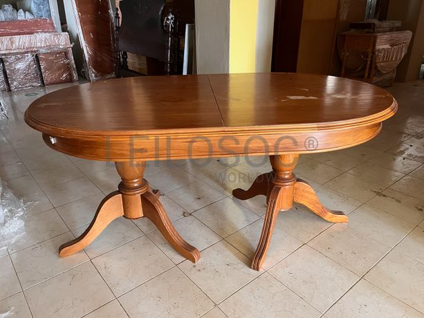 Lotes 666 a 681 · Mobiliário · Artigos de Decoração