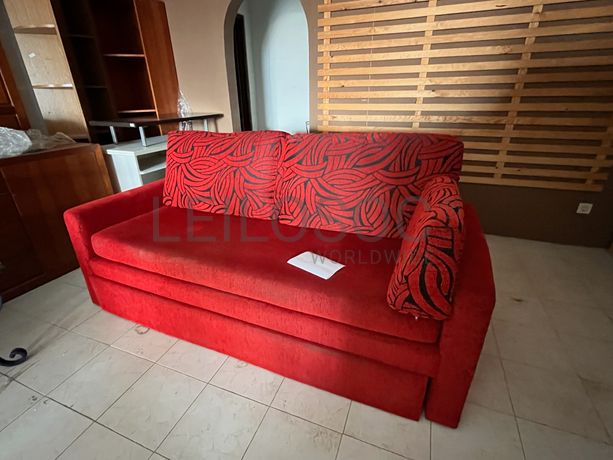 Lotes 666 a 681 · Mobiliário · Artigos de Decoração