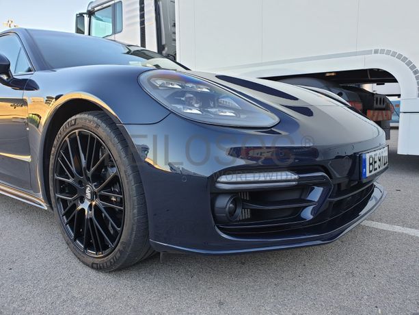 Porsche Panamera Turbo S E-Híbrido Sport Turismo · Ano 2021