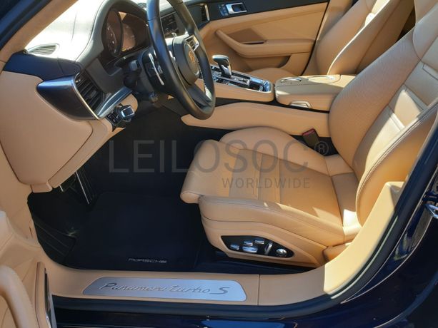 Porsche Panamera Turbo S E-Híbrido Sport Turismo · Ano 2021