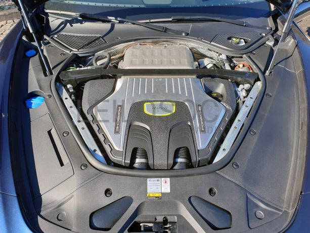 Porsche Panamera Turbo S E-Híbrido Sport Turismo · Ano 2021